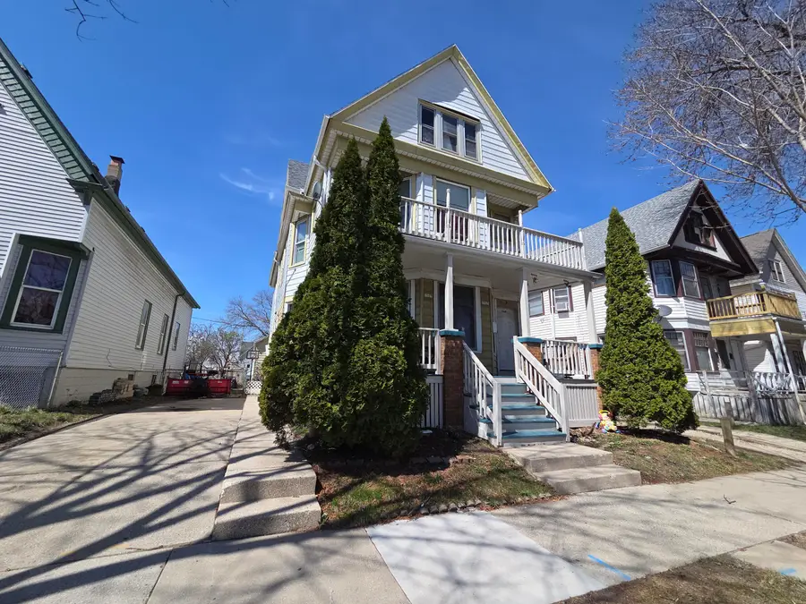 1565 S 14th St, Milwaukee, WI 53204 - #2