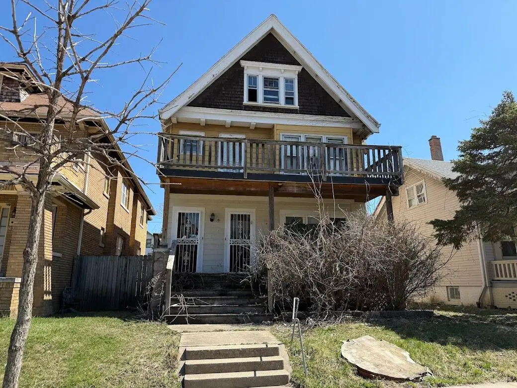 2470 N 41st St, Milwaukee, WI 53210 - #1