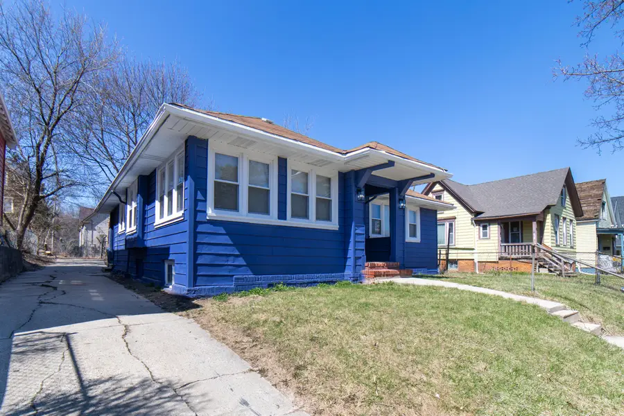 3409 N Vel Phillips Ave, Milwaukee, WI 53212 - #2