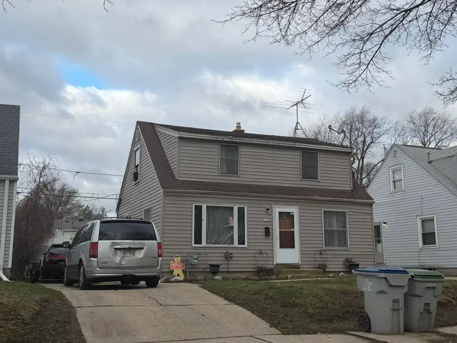 5329 N 51st Blvd, Milwaukee, WI 53218 - #2