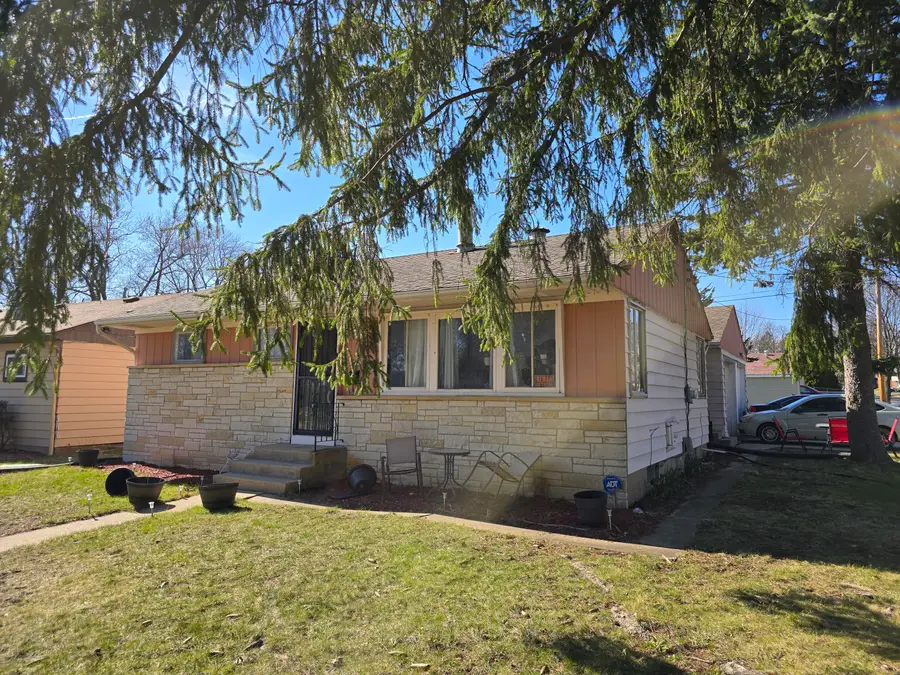 5471 N 74th St, Milwaukee, WI 53218 - #3