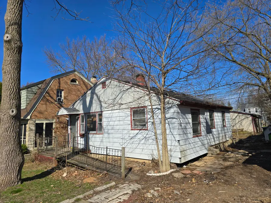 6128 N 38th St, Milwaukee, WI 53209 - #2