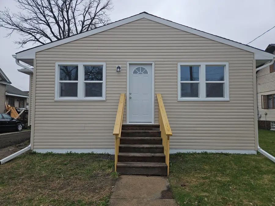 505 East Ave, Sparta, WI 54656 - #3