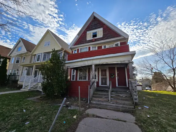 3237 N 26th St, Milwaukee, WI 53206