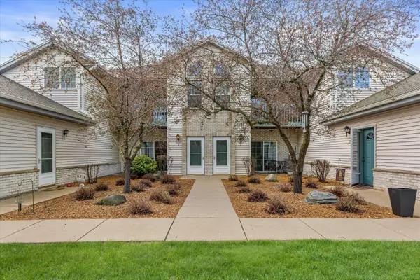 1821 E Racine Ave, Waukesha, WI 53186