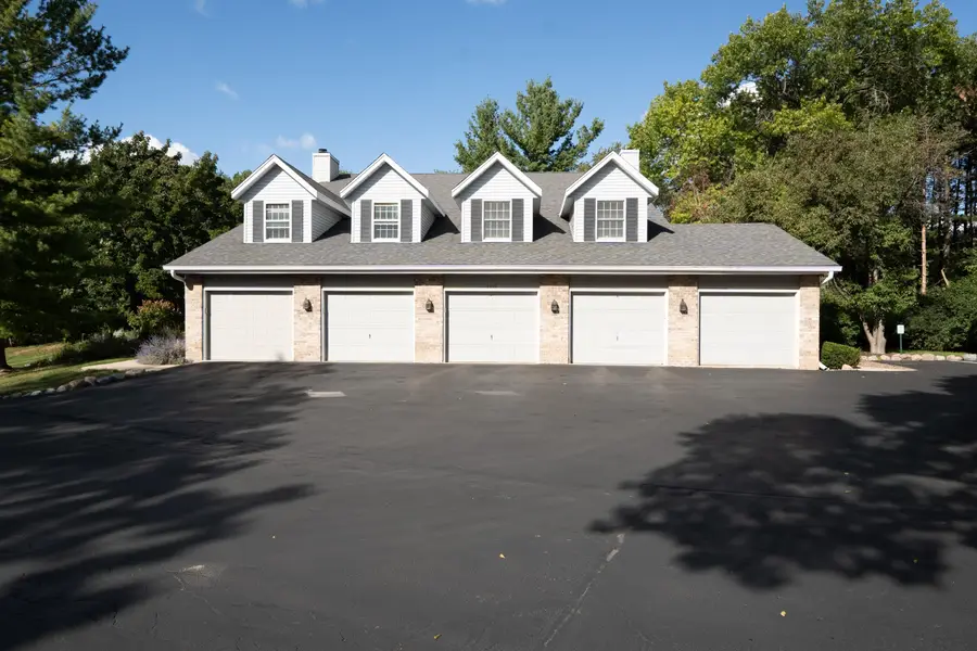 2357 Quail Hollow Ct, Delafield, WI 53018 - #3