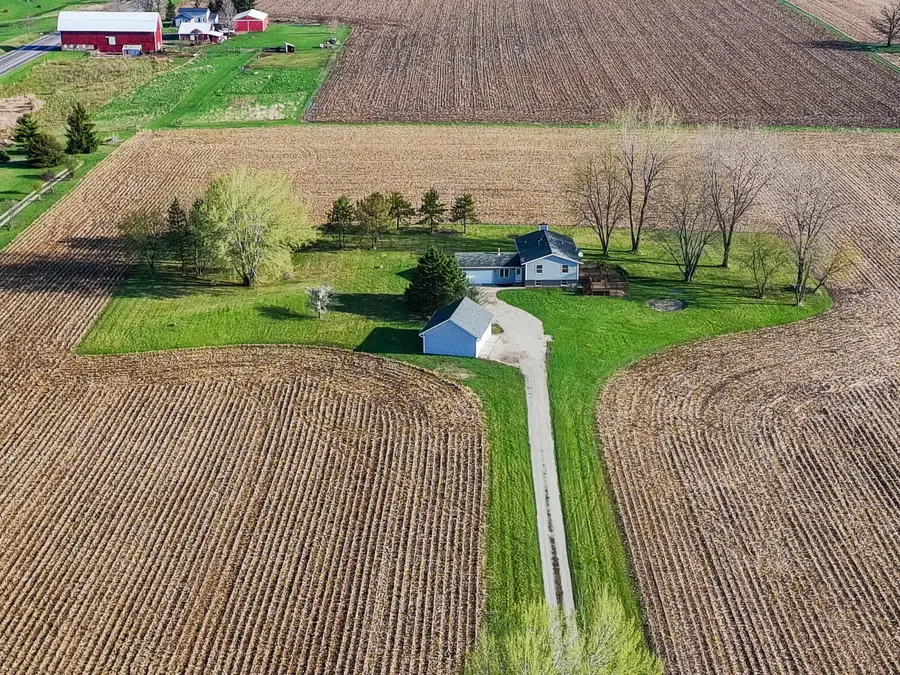 7164 Hospital Rd, Lyons, WI 53105 - #2