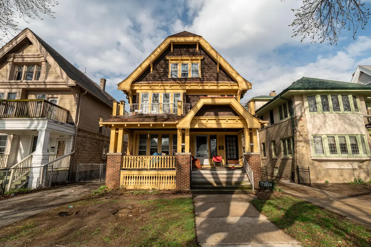 2139 N 48th St, Milwaukee, WI 53208 - #1