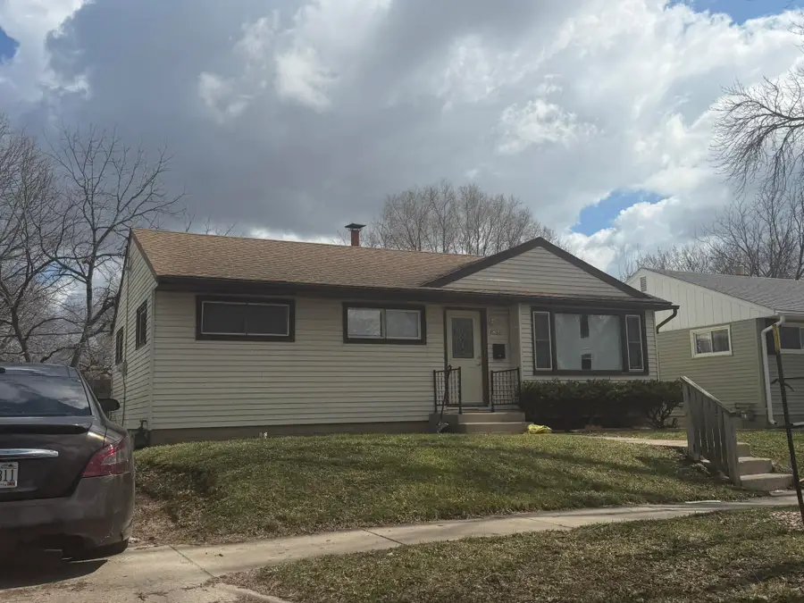 5284 N 82nd Ct, Milwaukee, WI 53218 - #3