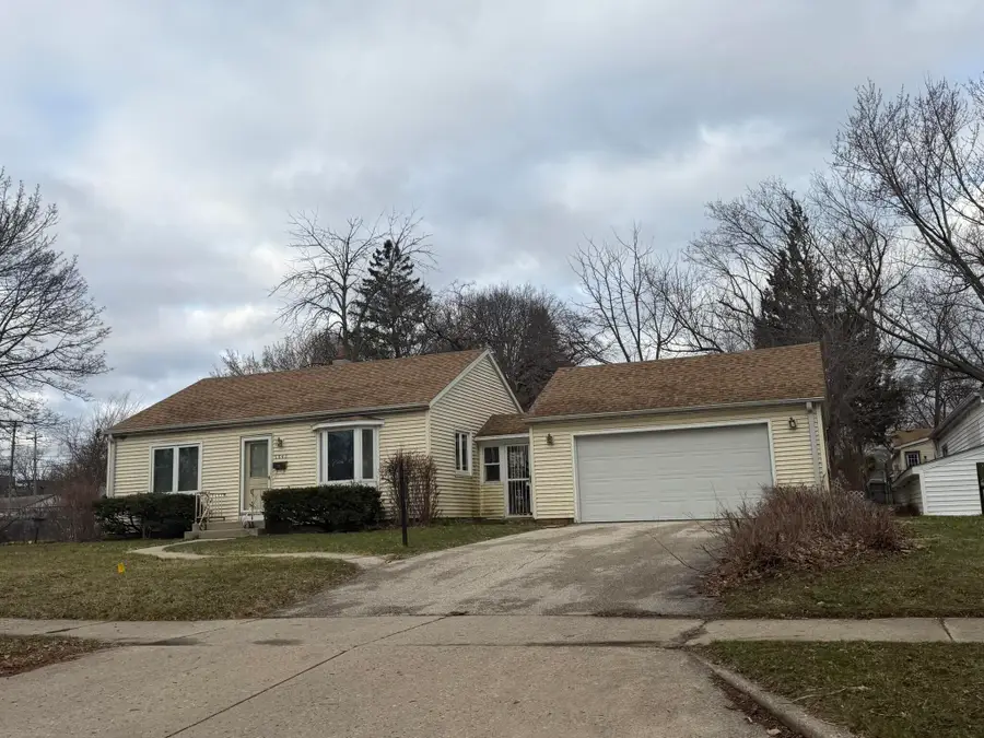 5643 N 66th St, Milwaukee, WI 53218 - #2