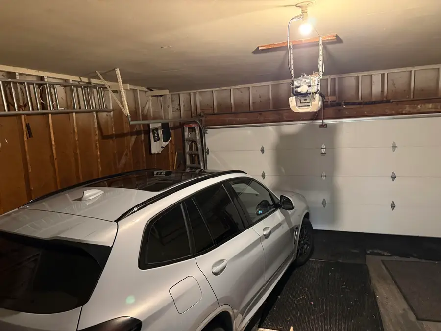 2200 E Excalibur Ct, Oak Creek, WI 53154 - #3