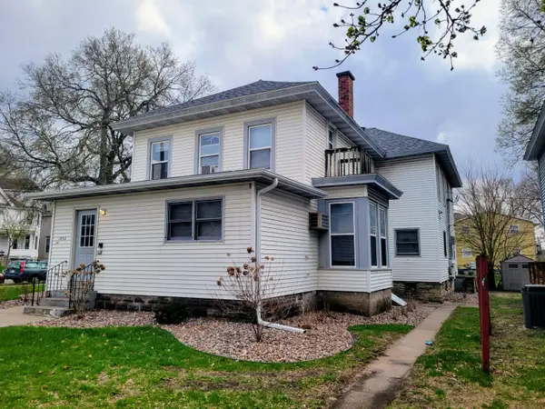 104 11th St S, La Crosse, WI 54601