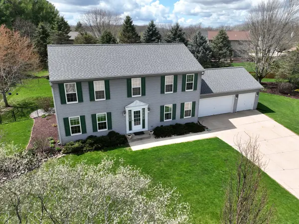 1109 Buteo Ct, Burlington, WI 53105