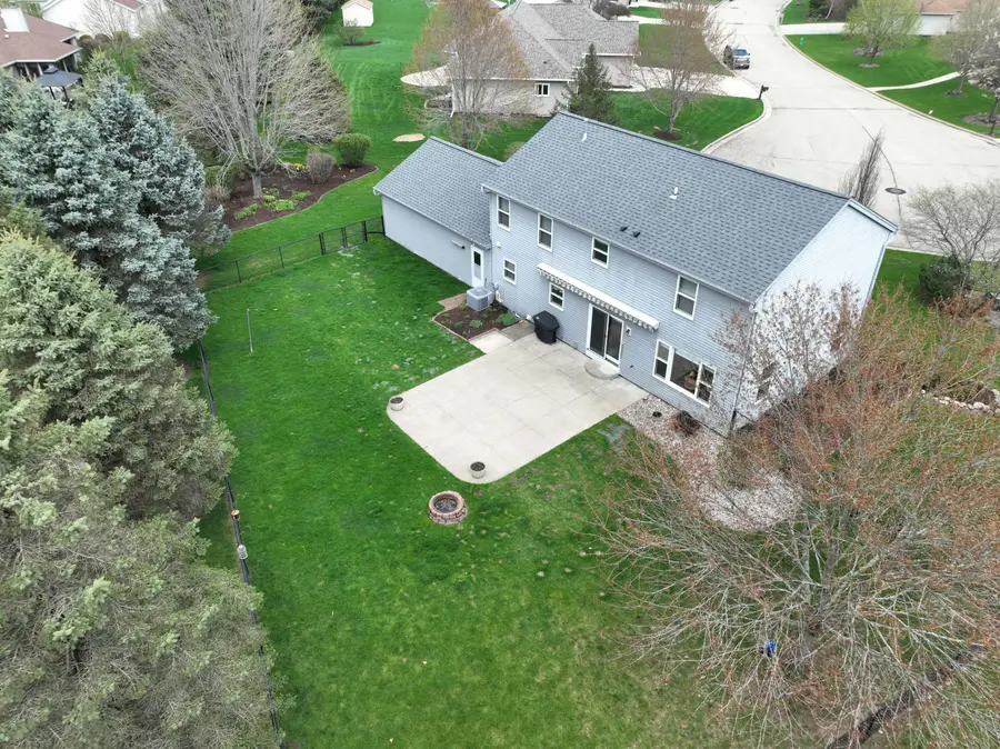 1109 Buteo Ct, Burlington, WI 53105 - #2