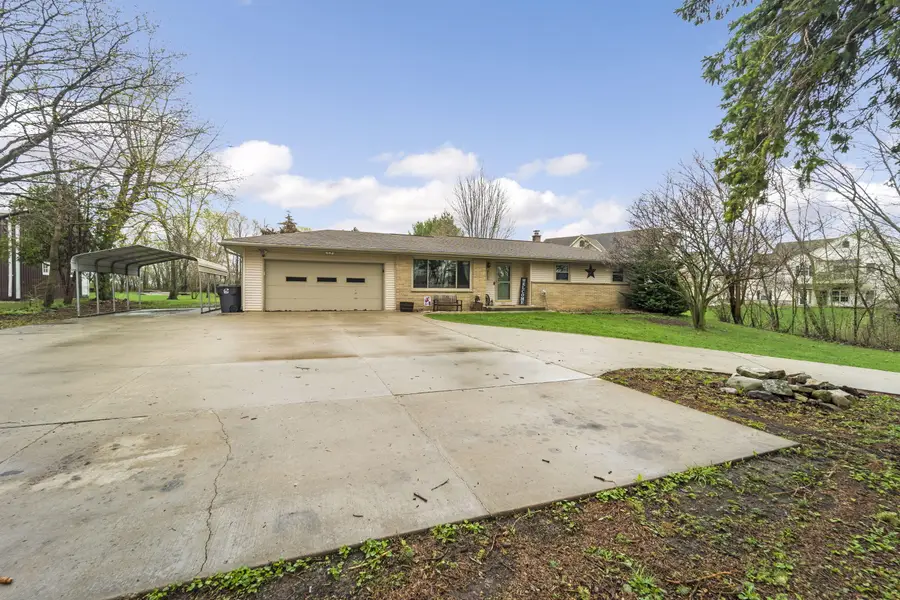 827 S Fancher Rd, Mount Pleasant, WI 53406 - #3