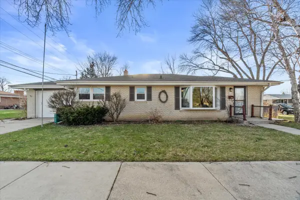 3716 Marquette St, Racine, WI 53402