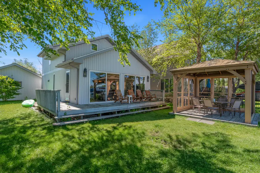 4175 N Island Ln, Cambridge, WI 53523 - #3