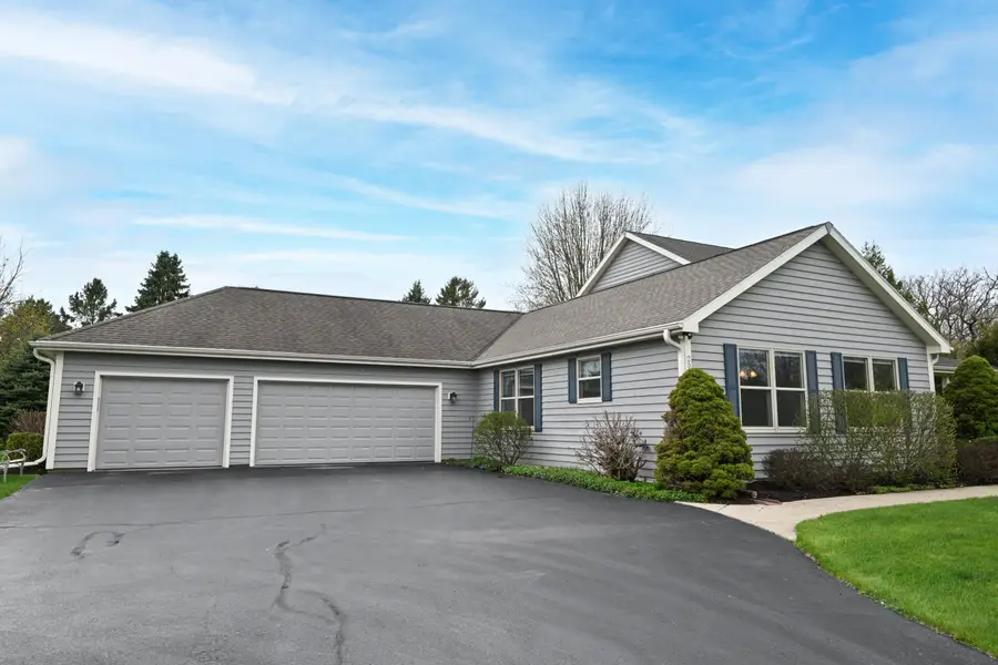 2529 Countryside Dr, Delavan, WI 53115 - #3