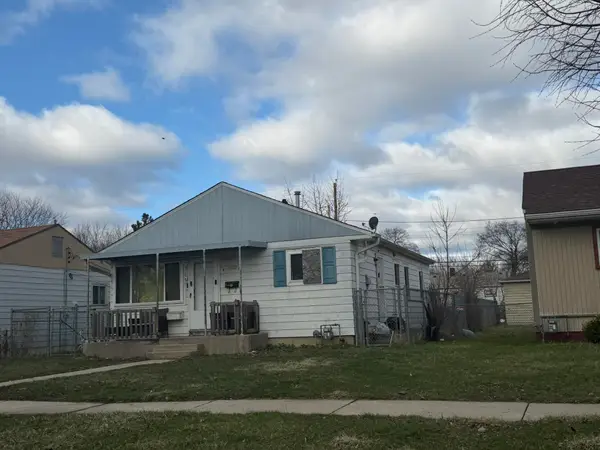 4953 N 52nd St, Milwaukee, WI 53218