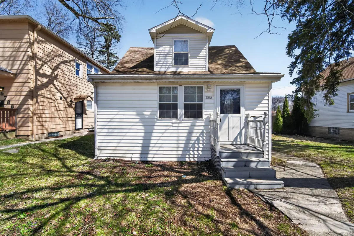 5734 N 37th St, Milwaukee, WI 53209 - #1