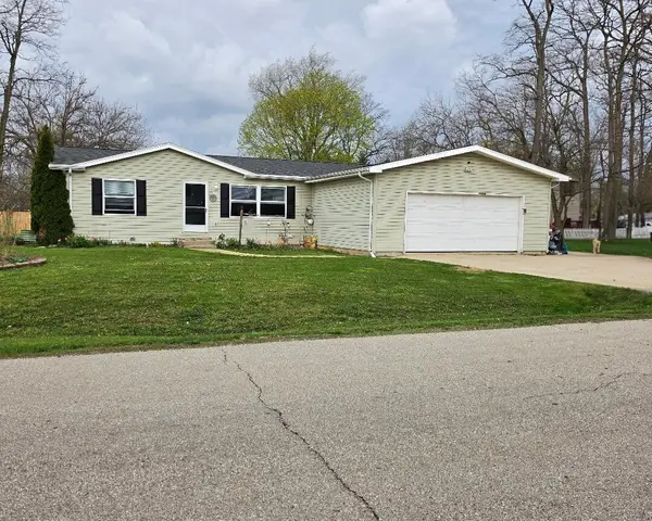 N1143 Linden Rd, Bloomfield, WI 53128