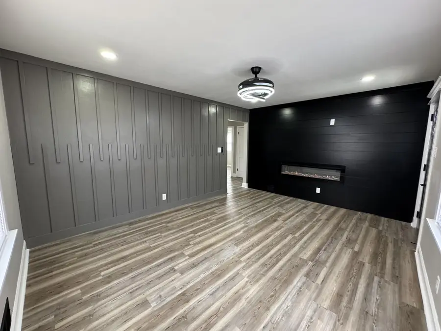 8057 W Herbert Ave, Milwaukee, WI 53218 - #2