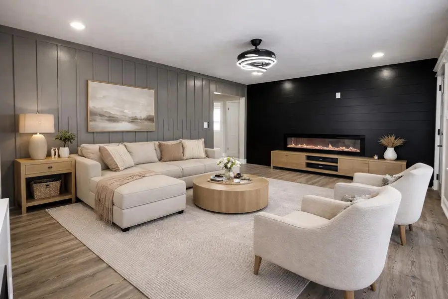 8057 W Herbert Ave, Milwaukee, WI 53218 - #3