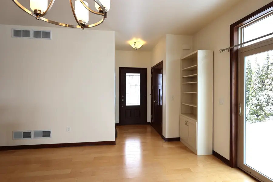 890 Whispering Pines Cir, Lake Mills, WI 53551 - #2