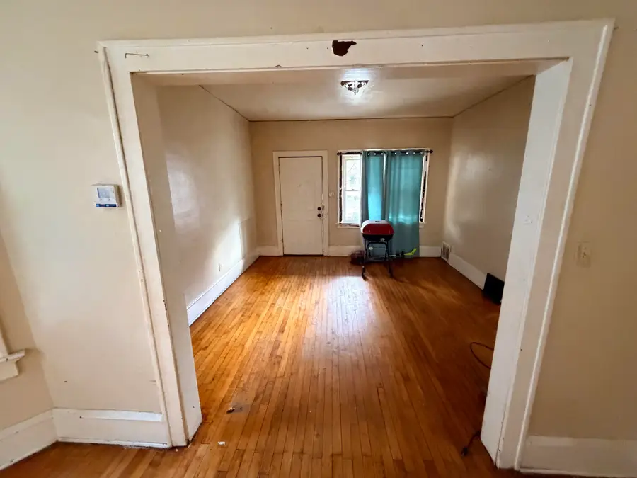 1304 W Ring St, Milwaukee, WI 53206 - #2