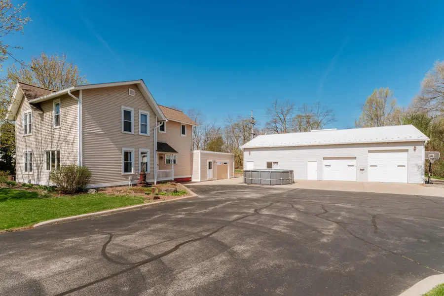 N9619 County Road Es, East Troy, WI 53149 - #2