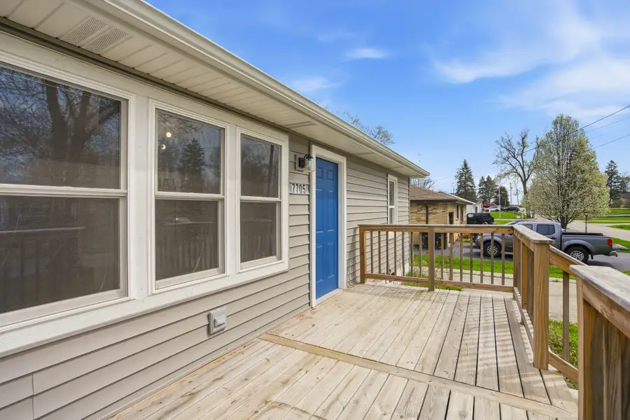 7705 241st Ave, Paddock Lake, WI 53168 - #2