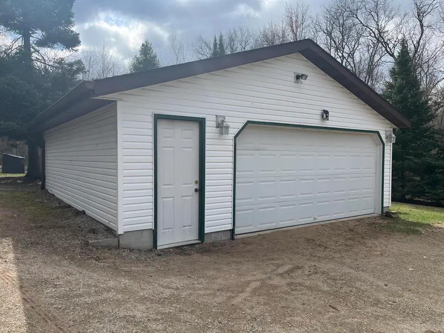 N8838 Kabacinski Ln, Crivitz, WI 54114 - #2