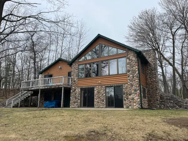 N12946 Morgan Lake Dr, Wausaukee, WI 54177