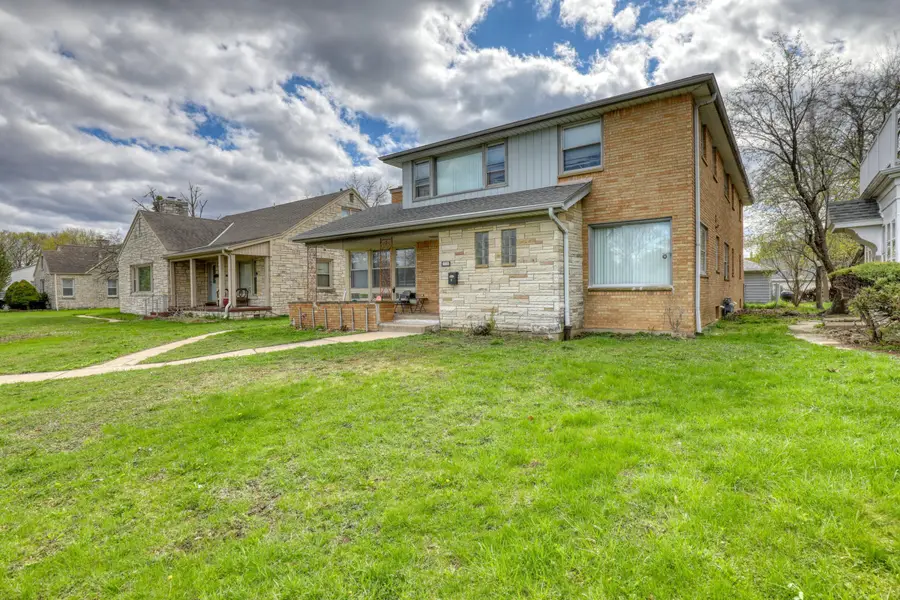 4663 N Green Bay Ave, Milwaukee, WI 53209 - #3
