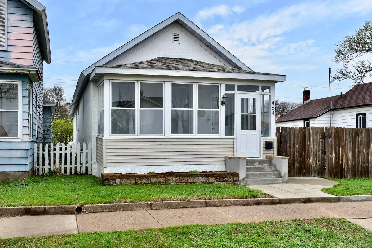464 10th St E, Winona, MN 55987 - #1
