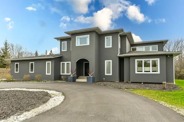 8825 N Spruce Rd, River Hills, WI 53217