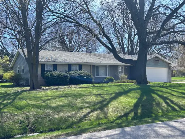 8154 N 67th St, Brown Deer, WI 53223