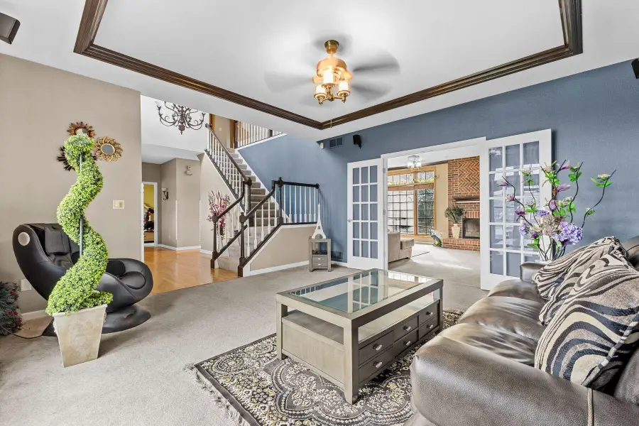 6645 Fieldstone Ct, Caledonia, WI 53402 - #2