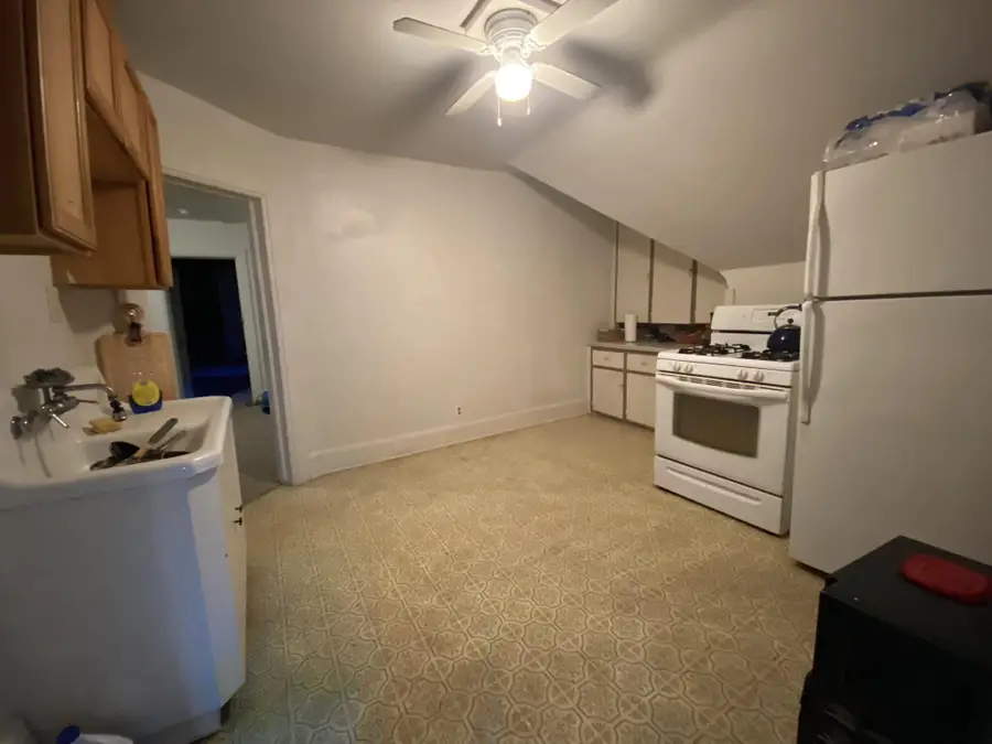 1024 Hagerer St, Racine, WI 53402 - #3