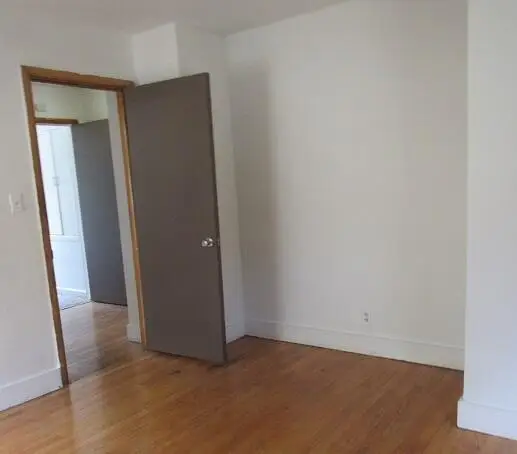 4645 W Fond Du Lac Ave, Milwaukee, WI 53216 - #3