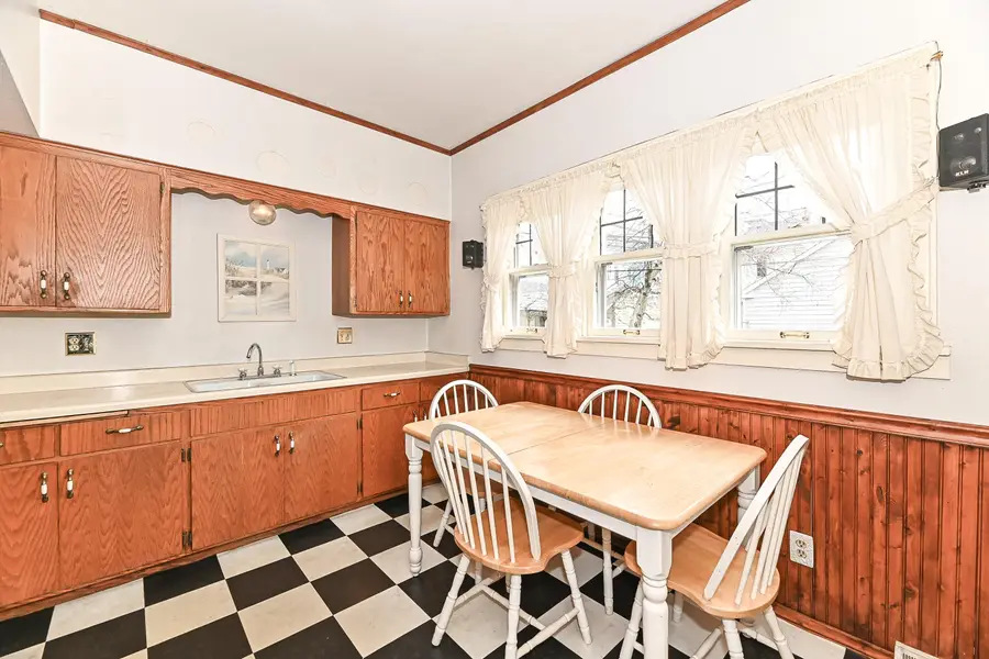 2742 N Downer Ave, Milwaukee, WI 53211 - #3