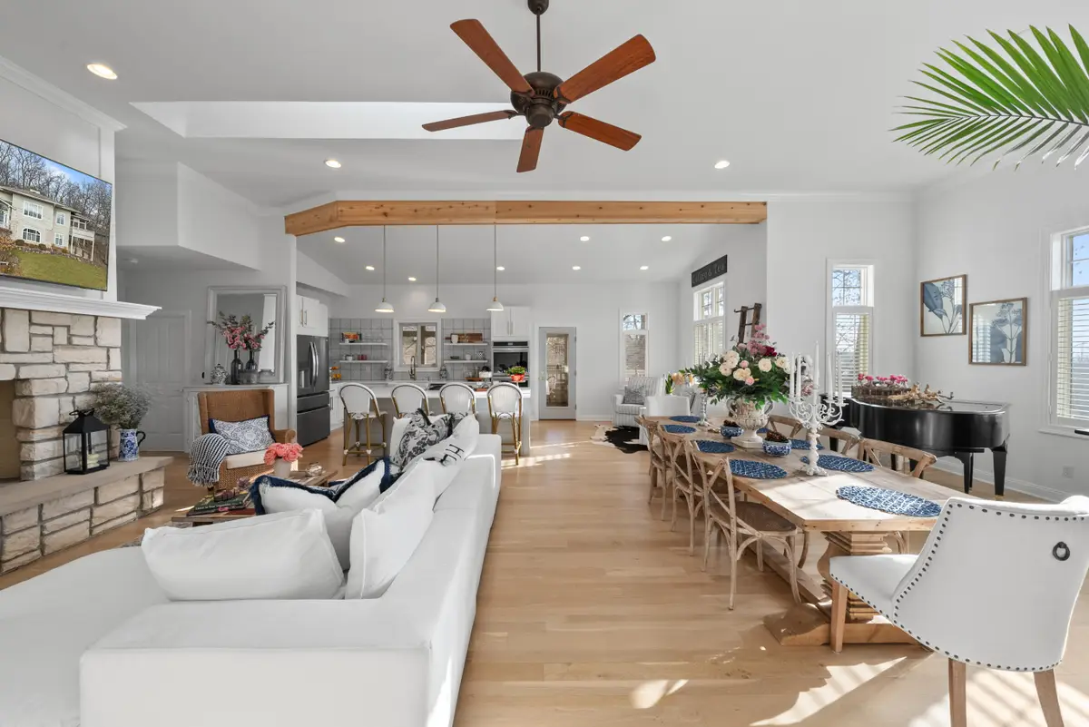 1066 Edinborough Ct, Geneva, WI 53147 - #1