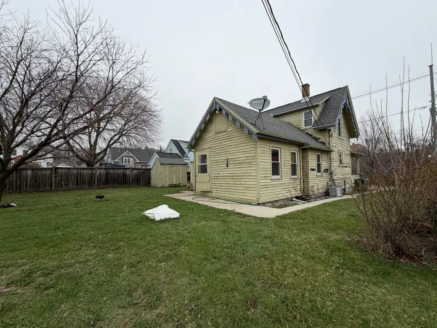 309 Broadway St, Sheboygan Falls, WI 53085 - #2