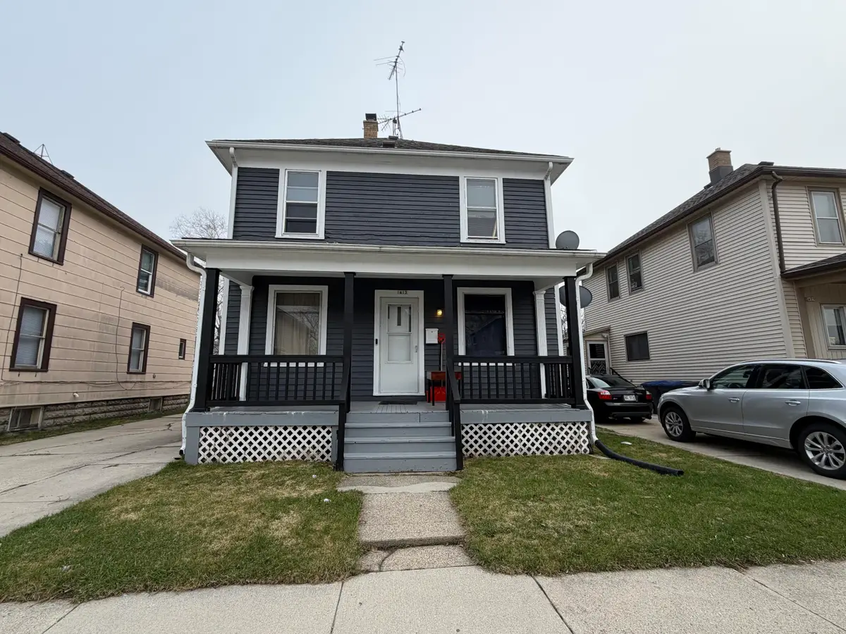 1413 Carl Ave, Sheboygan, WI 53081 - #1