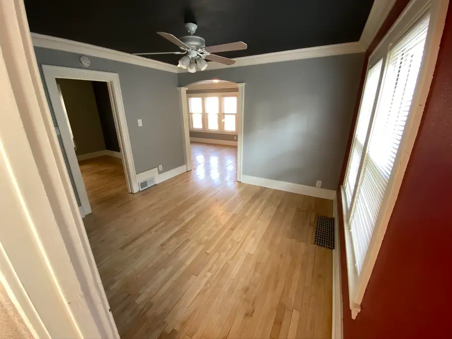 1021 S 57th St, West Allis, WI 53214 - #2