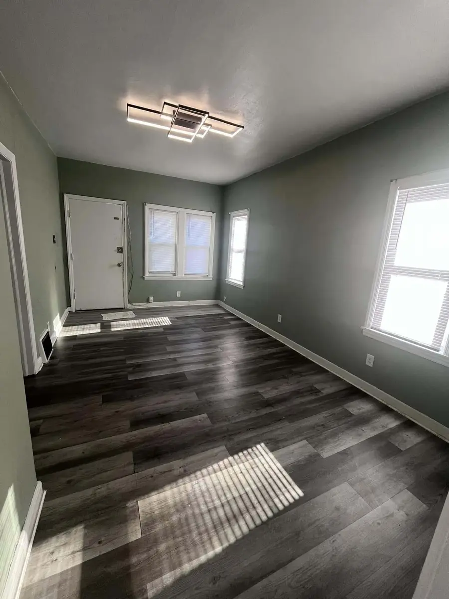 2321 S 12t St S, Milwaukee, WI 53215 - #2