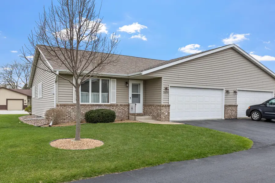 1008 Whispering Winds Pl, Onalaska, WI 54650 - #2