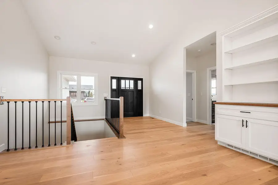 1413 Herb Ln, Holmen, WI 54636 - #3