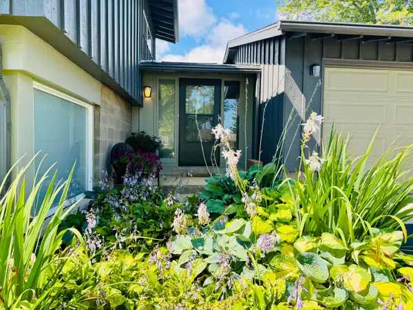 7459 N Chadwick Rd, Glendale, WI 53217