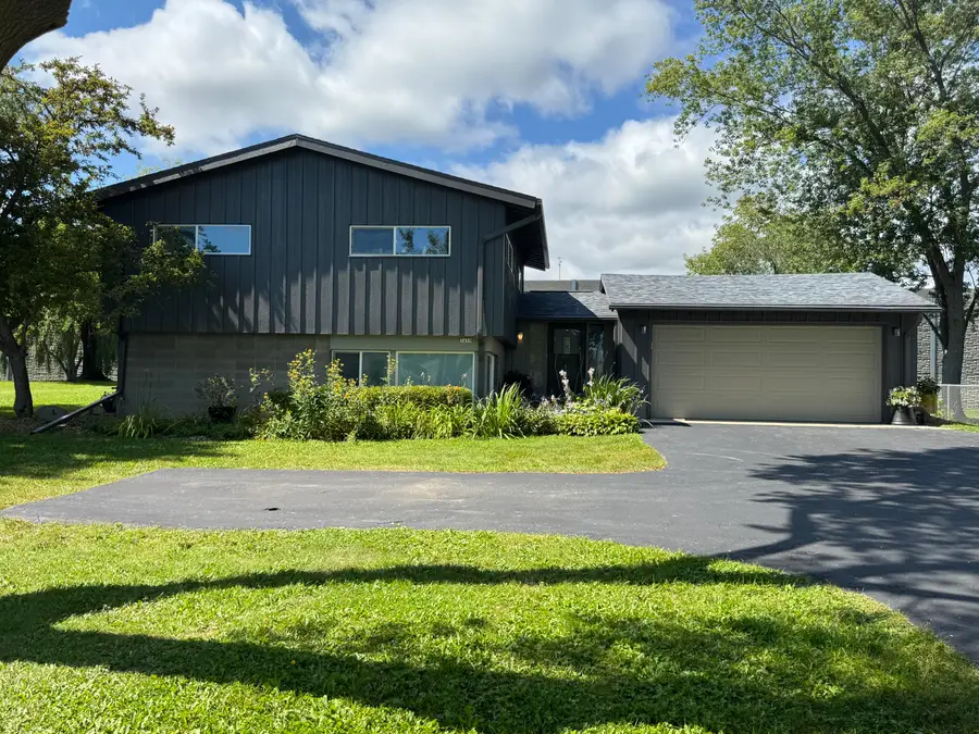 7459 N Chadwick Rd, Glendale, WI 53217 - #2